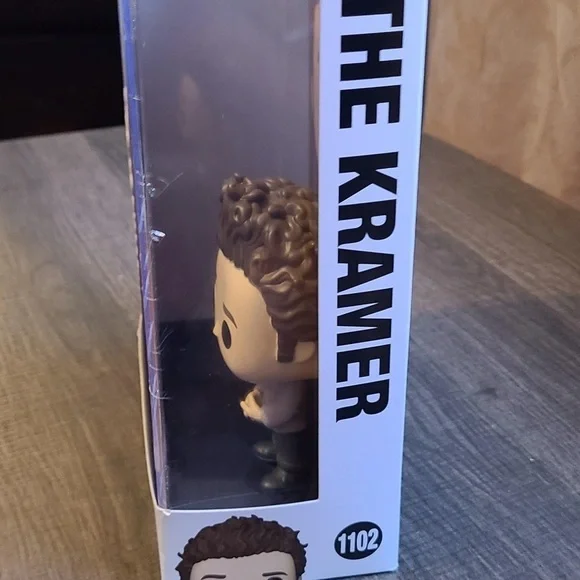 The Kramer (Seinfeld) Funko Pop 1102 - Only at Target - Picture 6 of 6